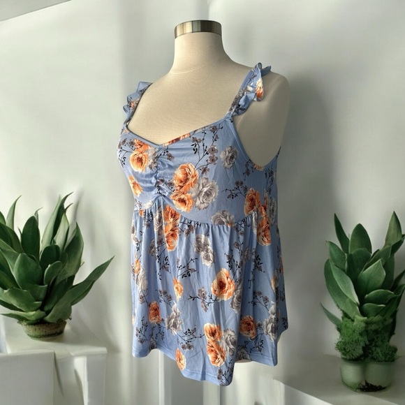 NWT!Floral Blue Sleeveless Top with adjustable ruffle strap size 14-16 or 1X - Picture 4 of 7